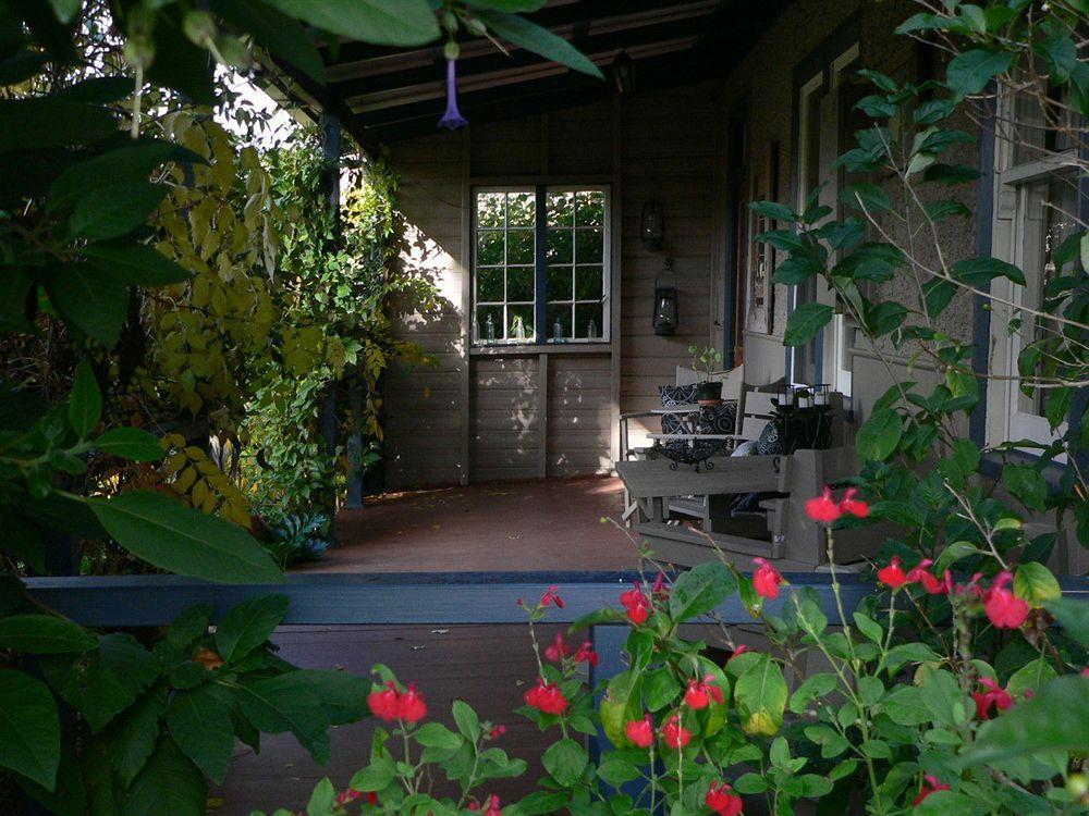 Redcliffe House Colonial Bed & Breakfast 스완지 외부 사진