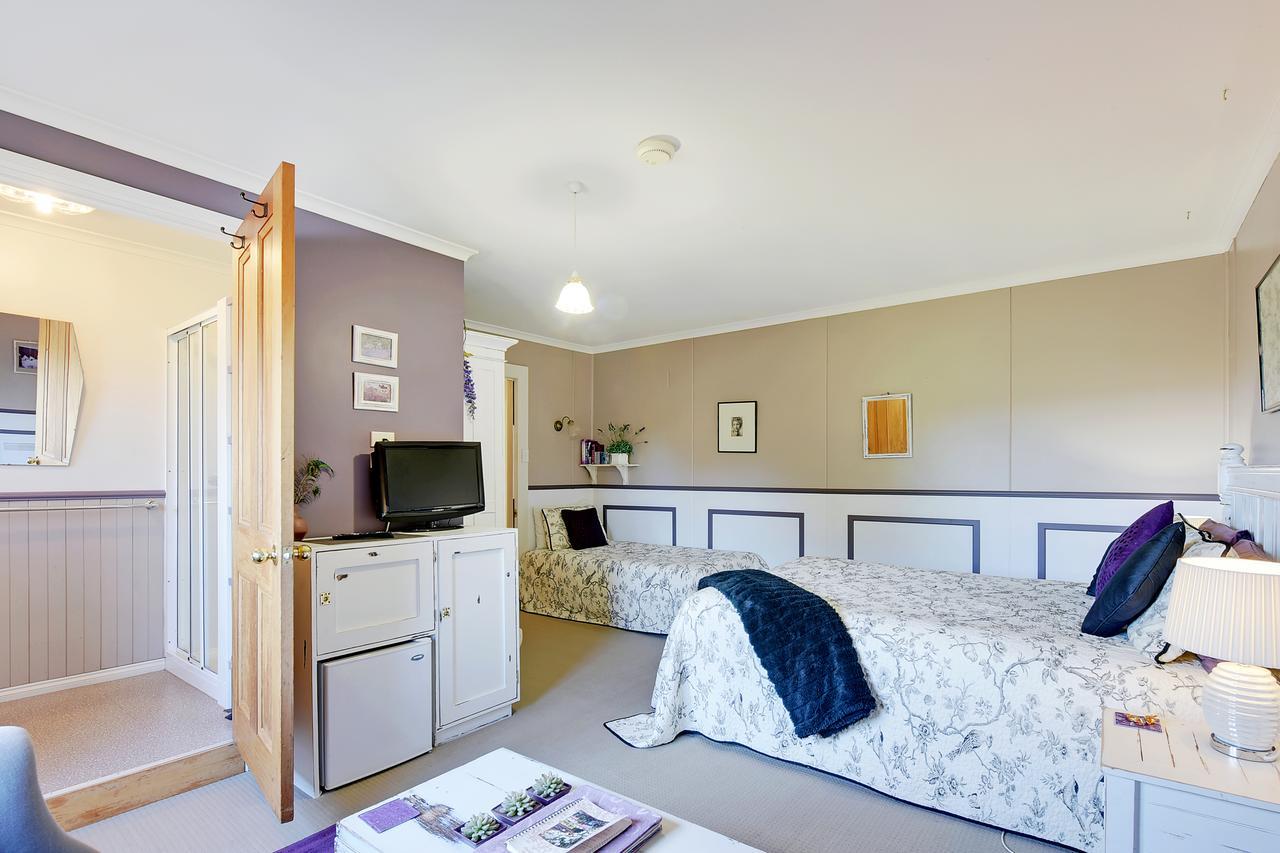 Redcliffe House Colonial Bed & Breakfast 스완지 외부 사진