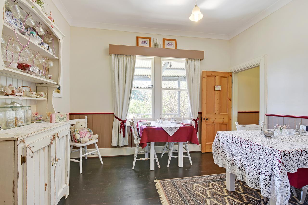 Redcliffe House Colonial Bed & Breakfast 스완지 외부 사진