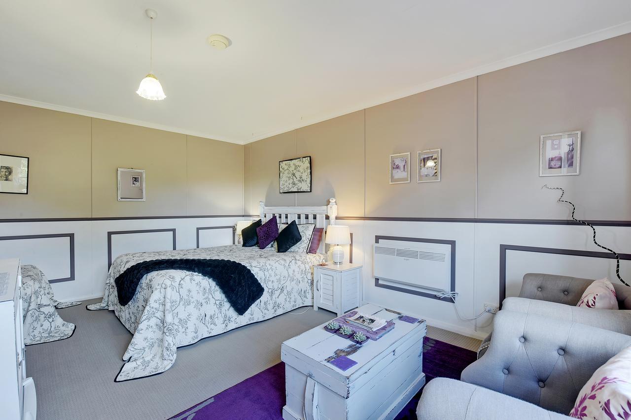 Redcliffe House Colonial Bed & Breakfast 스완지 외부 사진