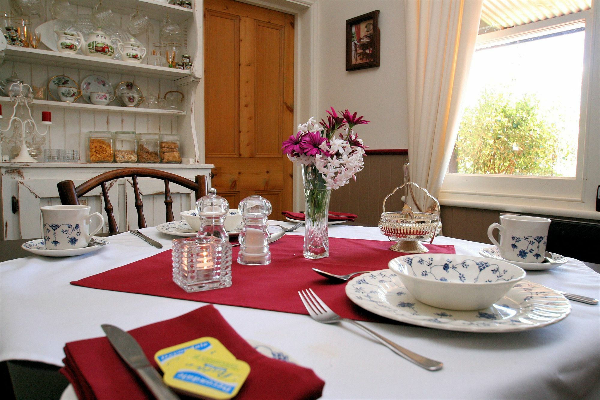 Redcliffe House Colonial Bed & Breakfast 스완지 외부 사진